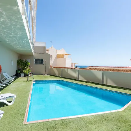 3 Bed 100 M From The